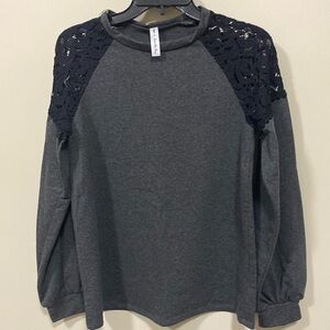 Vanilla Bay long sleeve top small